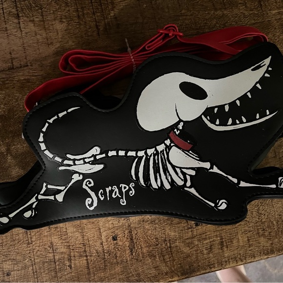 The corpse bride scraps the dog Crossbody bag, Tim Burton new with tags - Picture 2 of 6